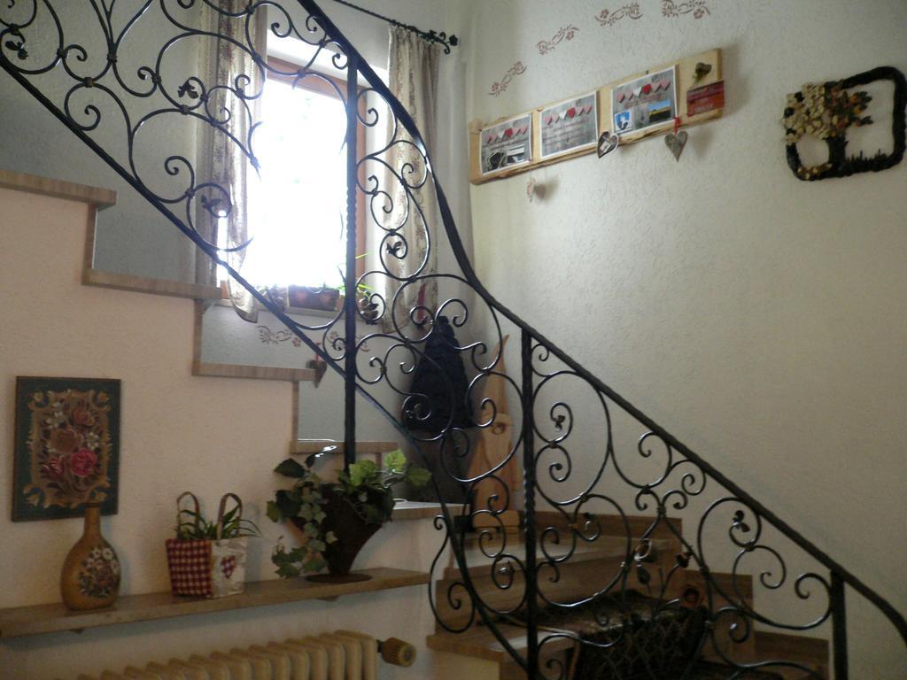 Gaestehaus Riedl Warmensteinach Rum bild